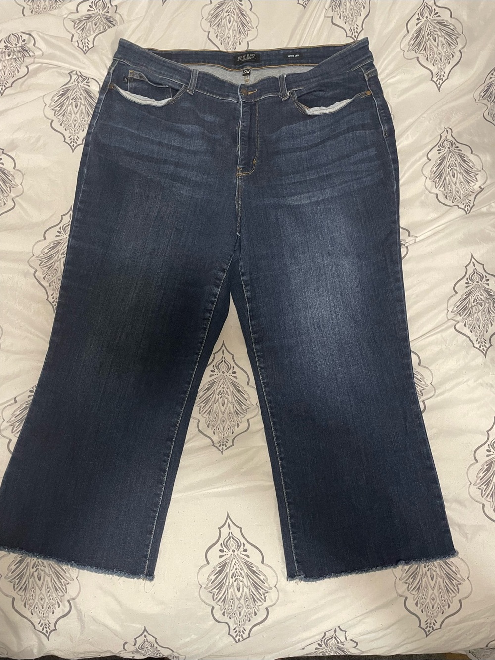 Judy Blue Dark Blue Cropped Straight Jeans